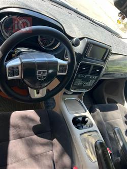 دودج جراند كارافان